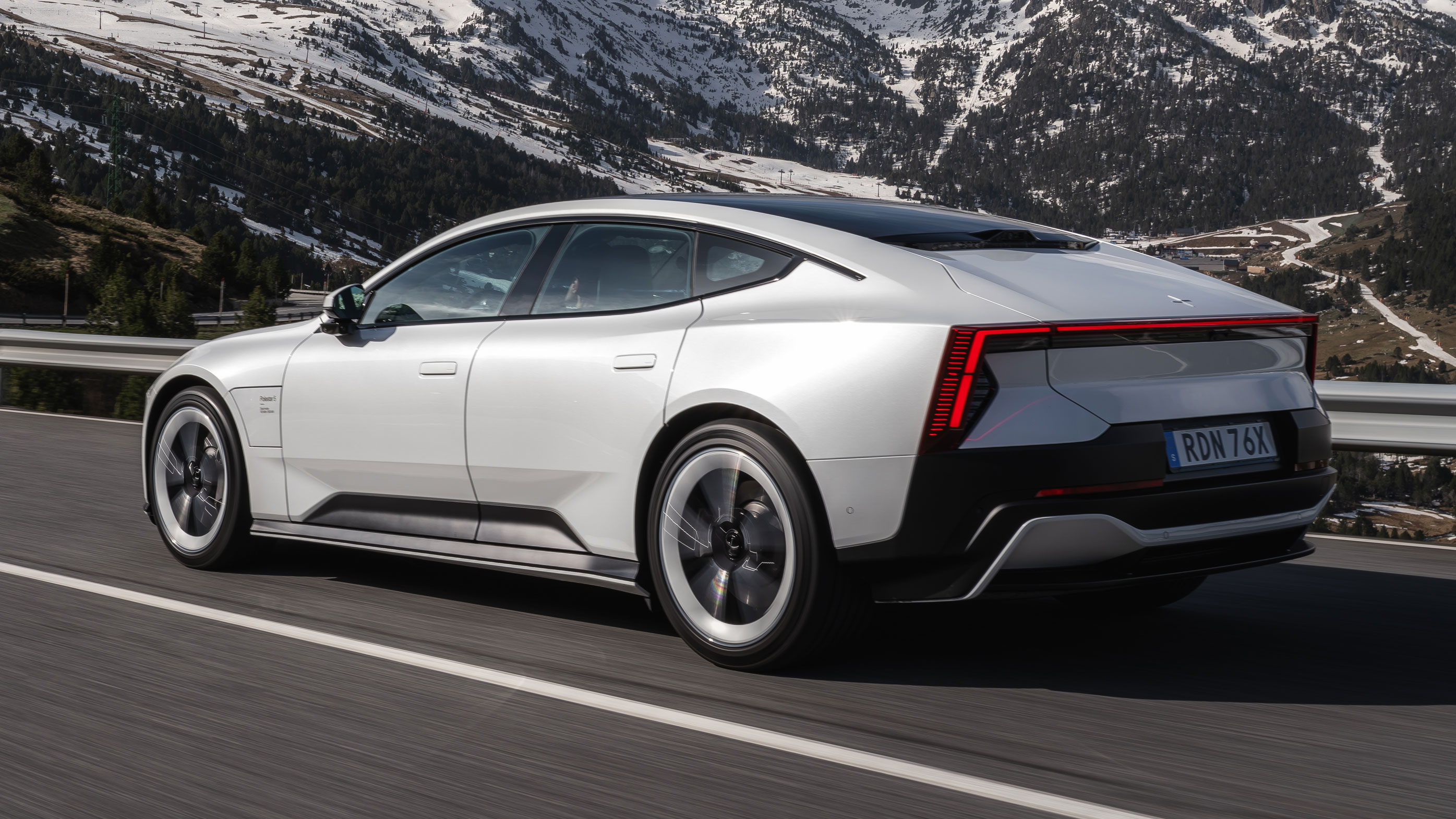 Polestar 5 - rear