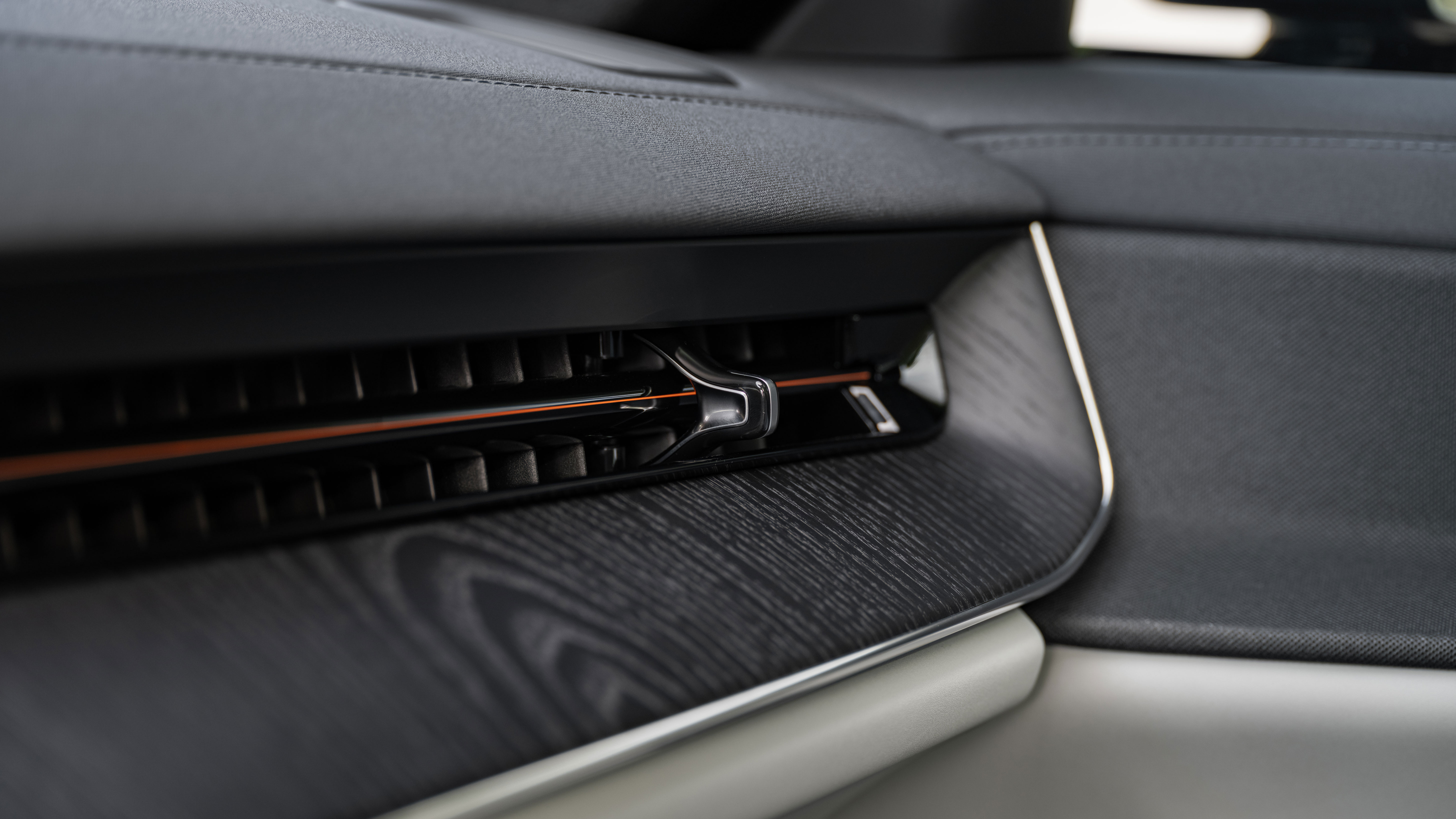 Polestar 5 - trim