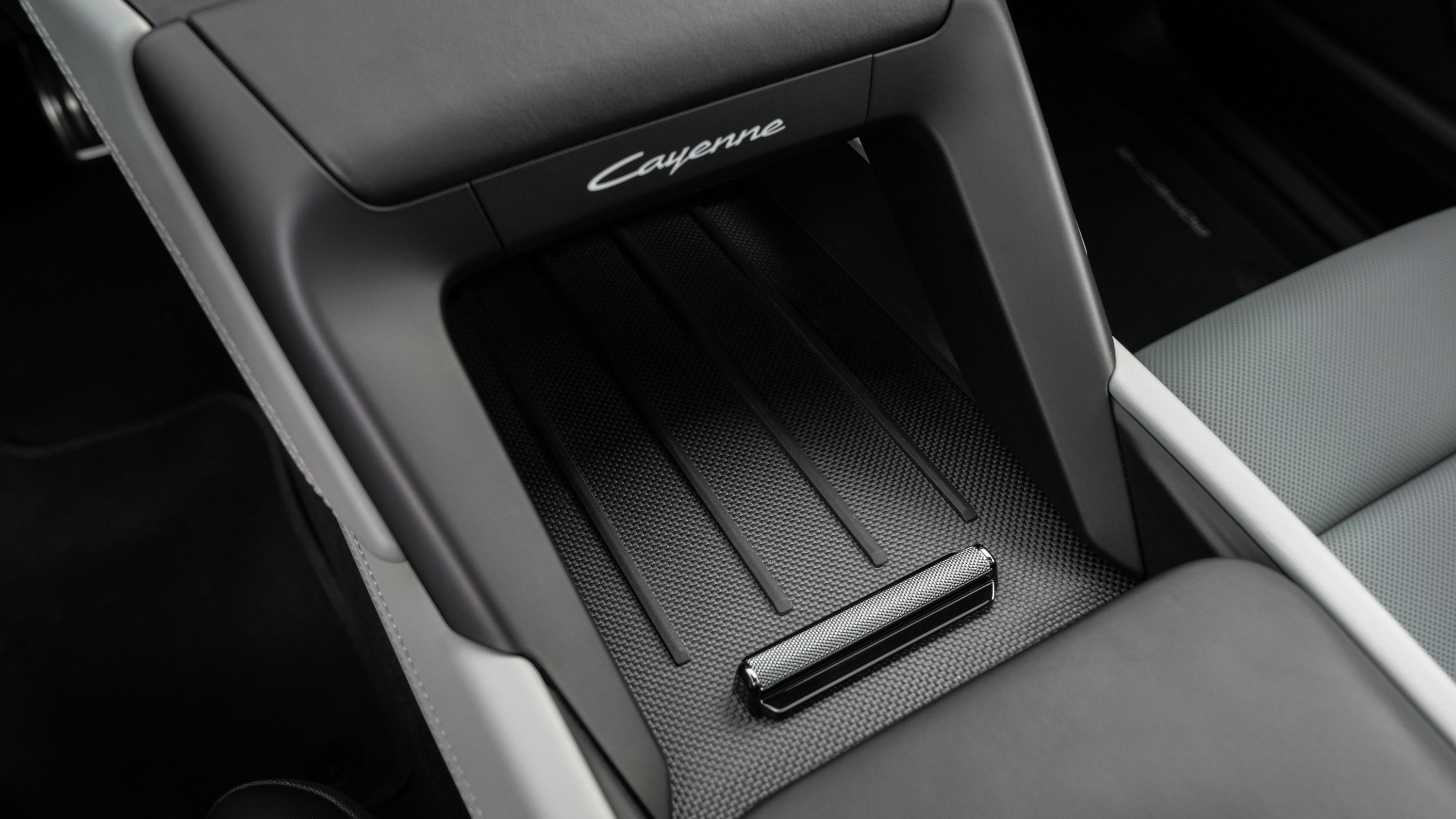 Porsche Cayenne Coupe - interior