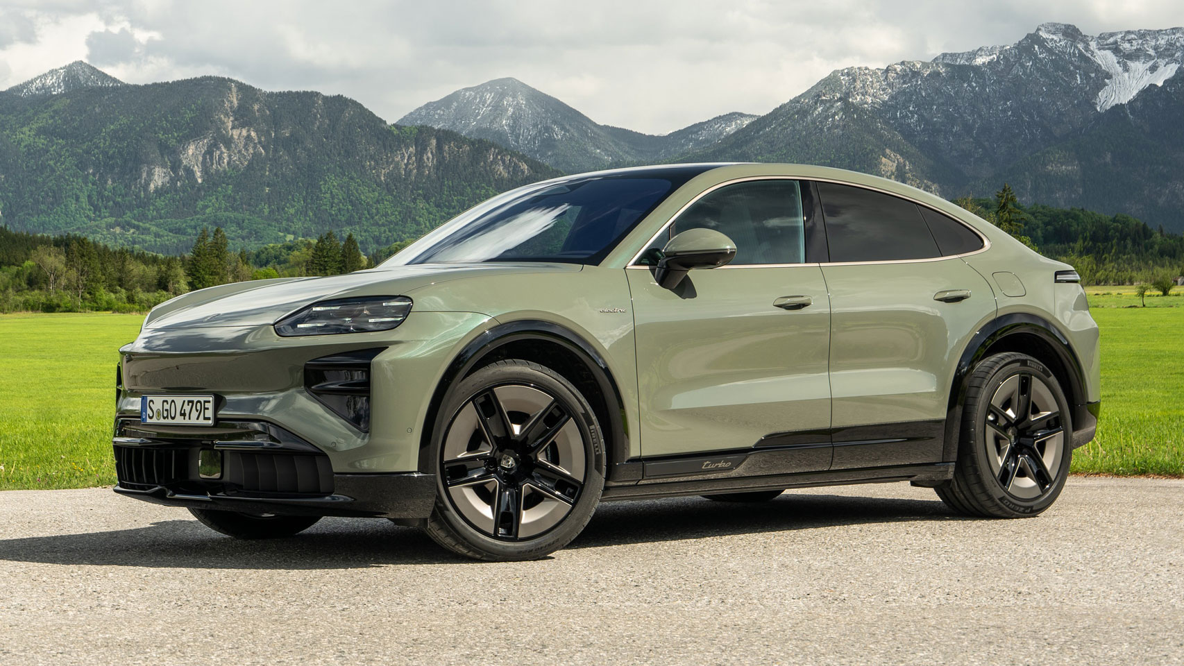 Porsche Cayenne Coupe - front static