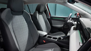 Skoda Epiq - front seats