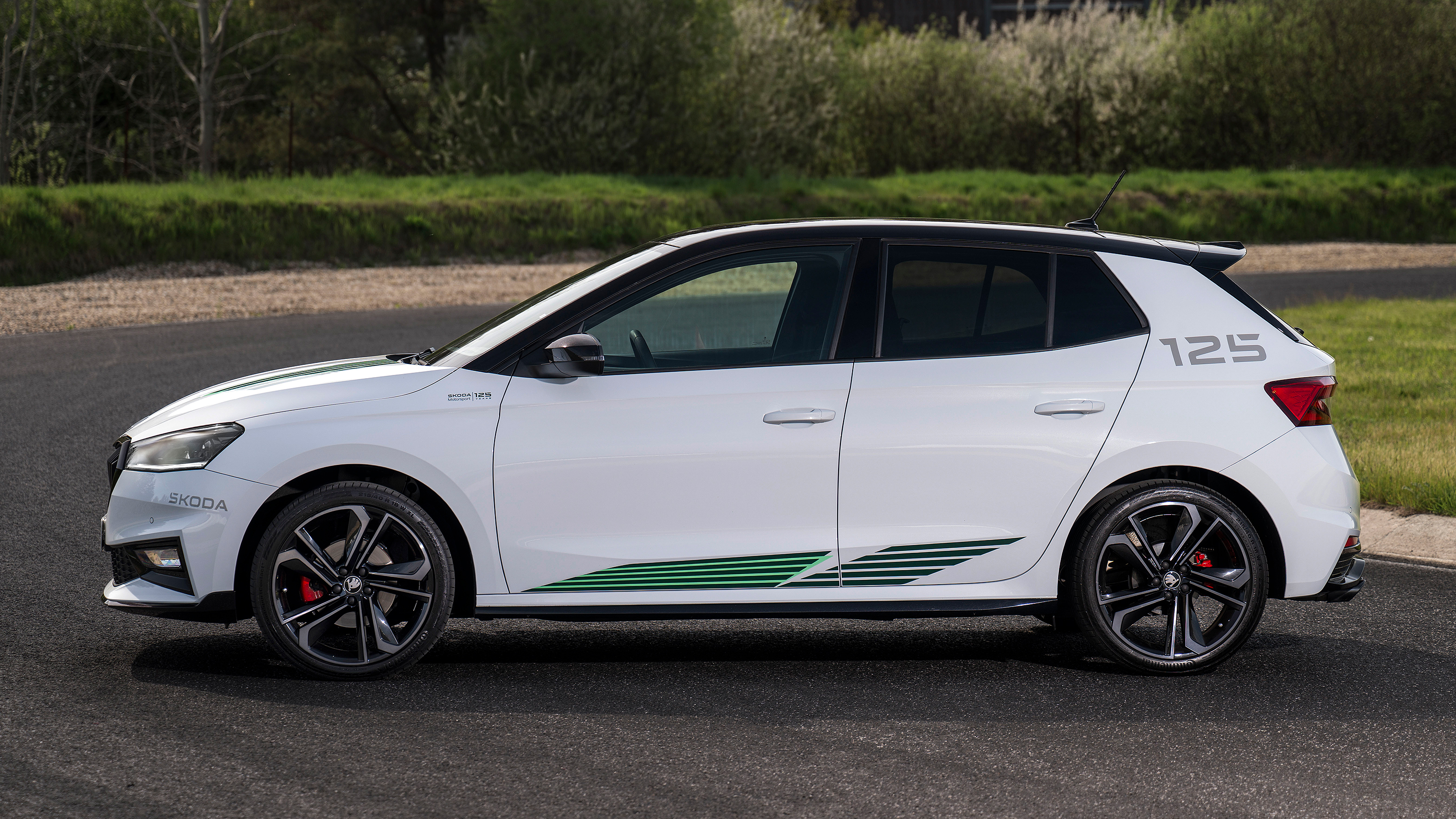 Skoda Fabia Motorsport Edition - side profile