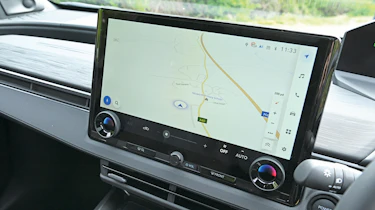 Toyota C-HR+ - infotainment