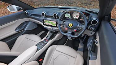 Used Ferrari Portofino - dash