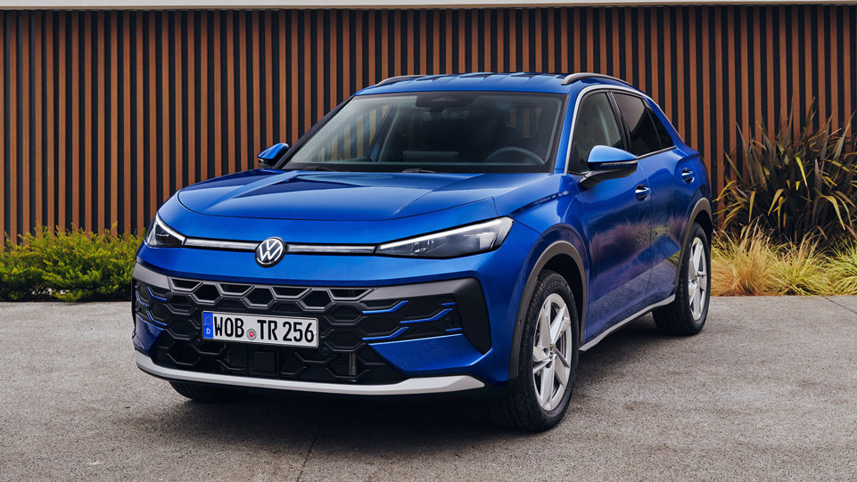 Volkswagen T-Roc Hybrid - front static