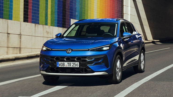 Volkswagen T-Roc Hybrid - front