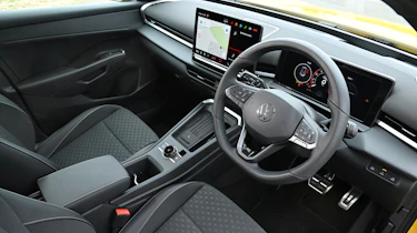 New Volkswagen T-Roc 2026 - front interior