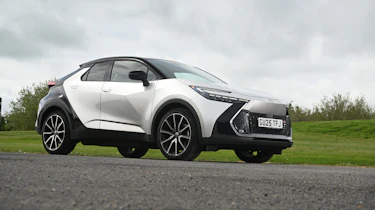 Toyota C-HR - front static