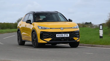 Volkswagen T-Roc - front cornering