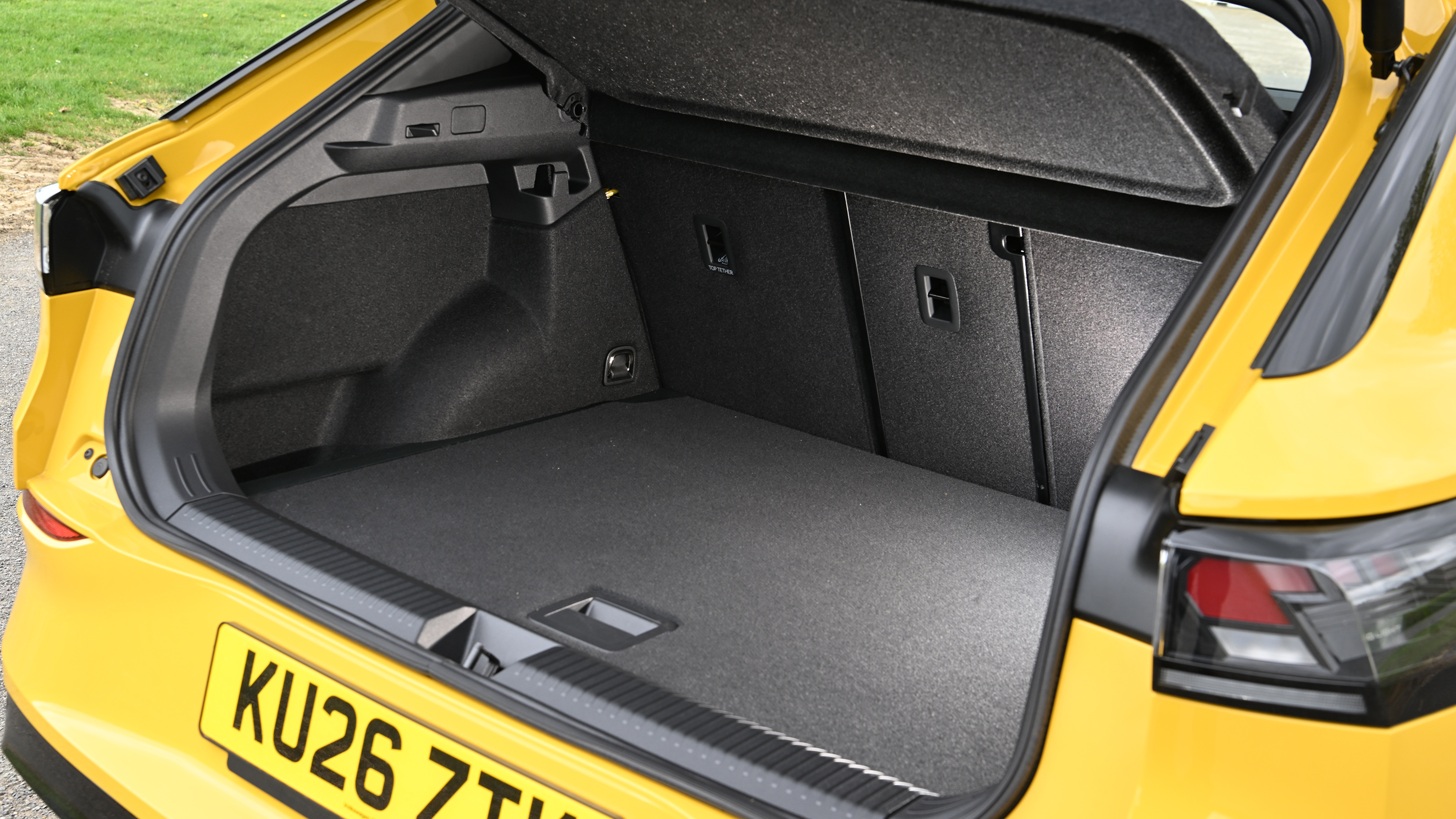 Volkswagen T-Roc - boot