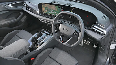 Audi A5 Saloon e-hybrid - dashboard
