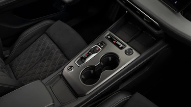 Audi Q4 e-tron Sportback - centre console