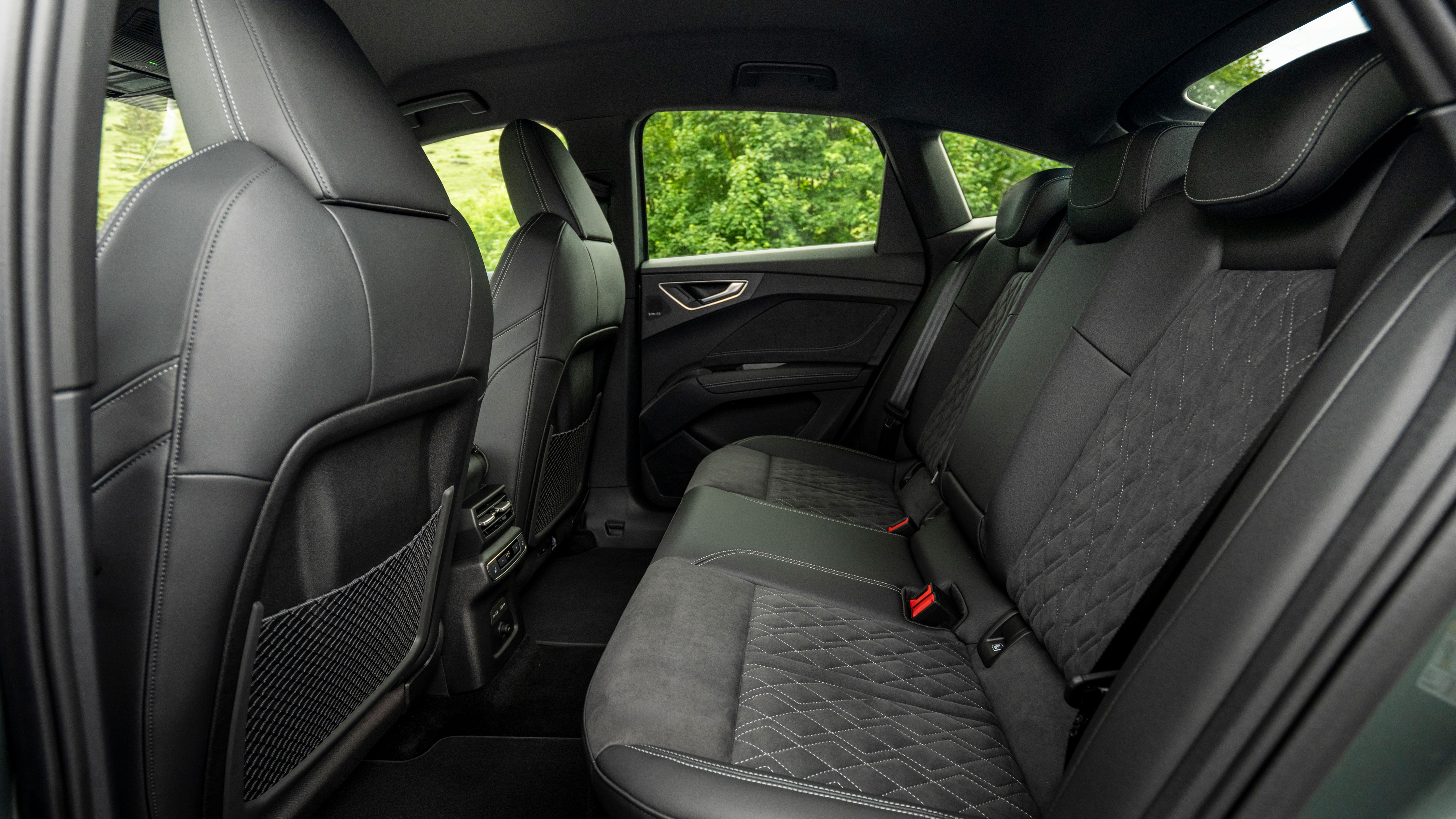 Audi Q4 e-tron Sportback - rear seats