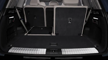 Audi Q7 - boot