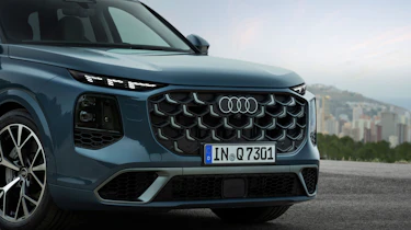 Audi Q7 - grille