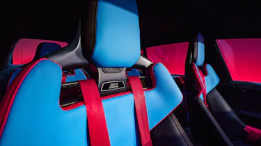BMW M Concept Neue Klasse - seatbelts