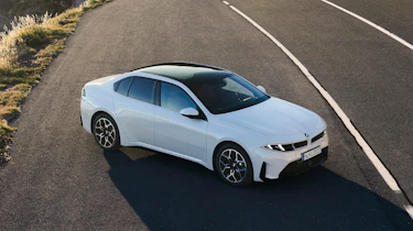 BMW i3 50 xDrive - front static