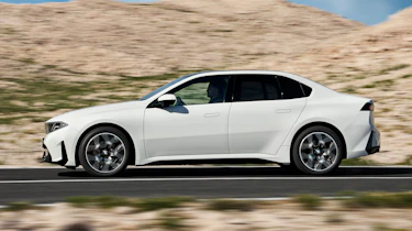 BMW i3 50 xDrive - side profile