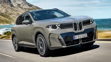 BMW iX5 - front