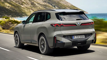 BMW iX5 - rear
