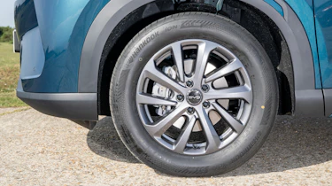 BYD Atto 2 DM-i - wheel