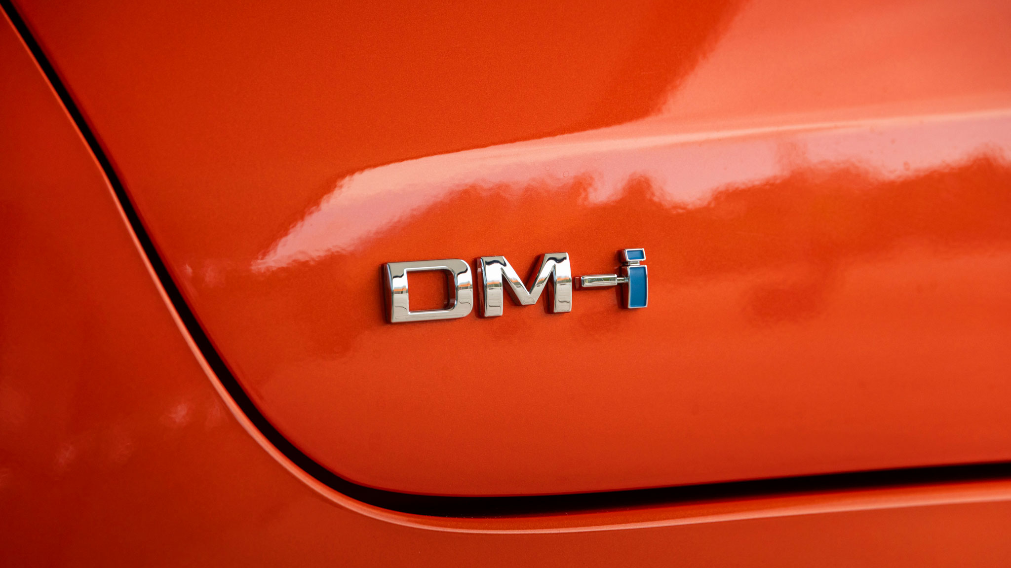 BYD Dolphin G - DM-i badge