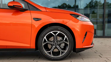 BYD Dolphin G - wheel