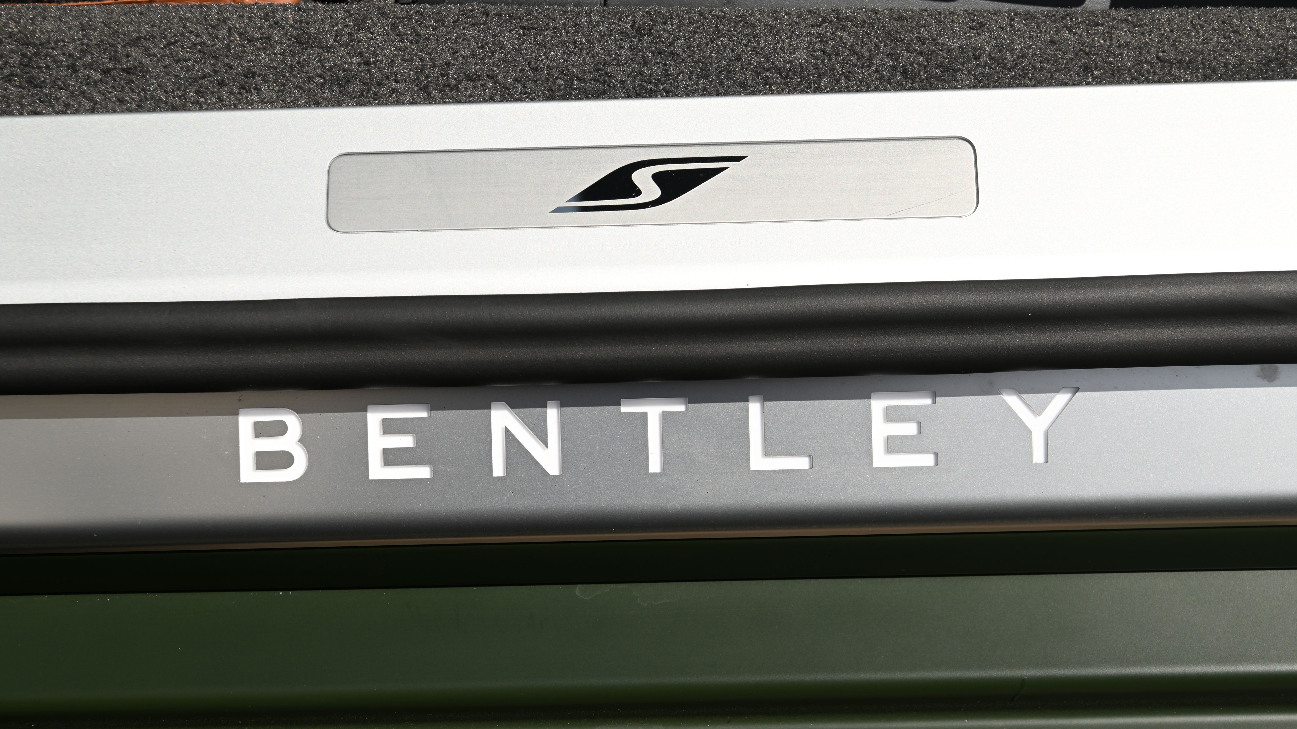 Bentley Continental GT S - sill