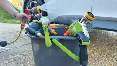 Best hose spray guns 2026 - header