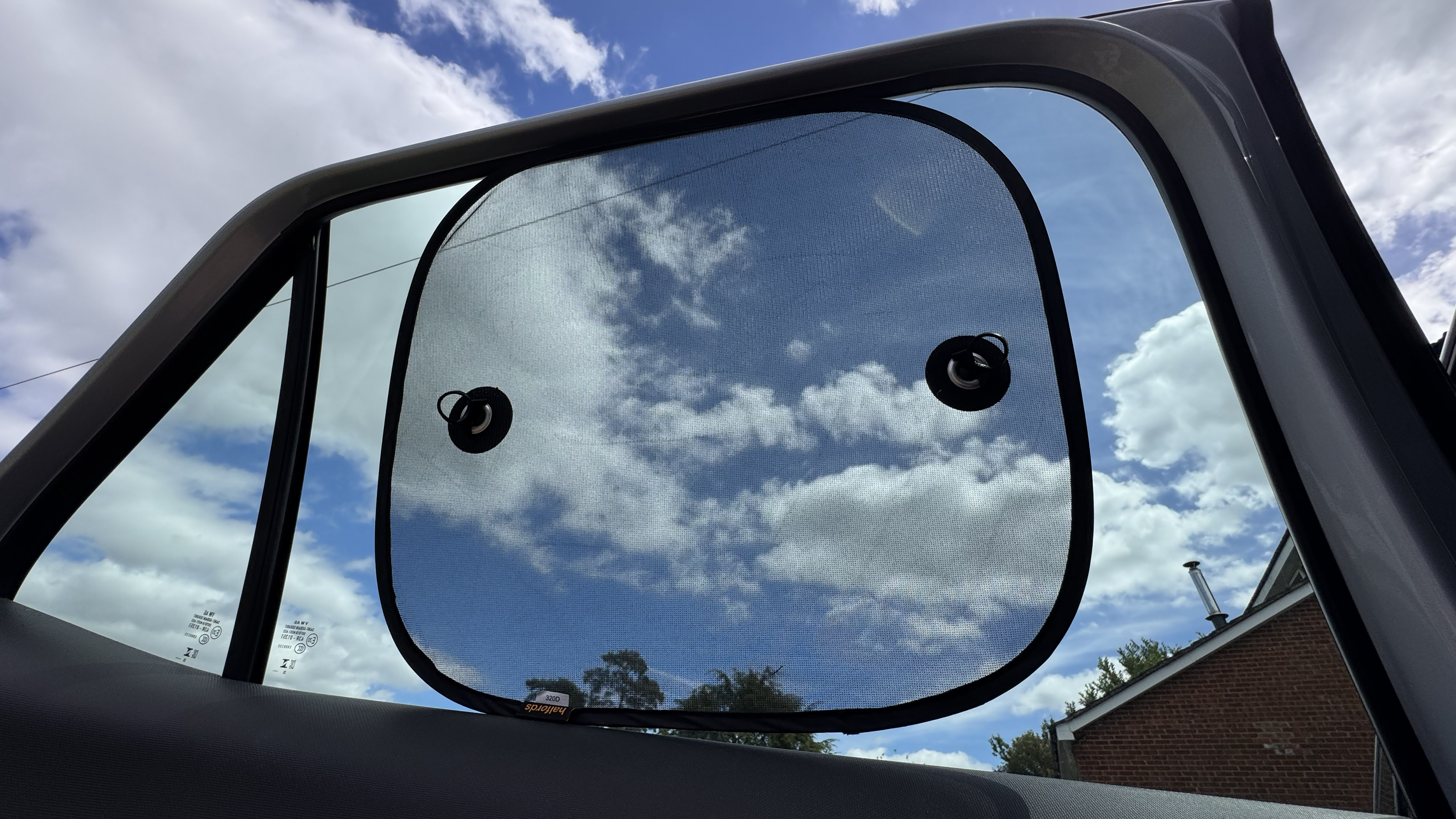 Best car sun shades - Halfords suction