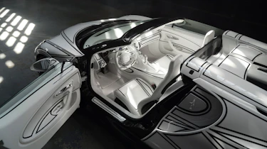 Bugatti Mistral Blanc Eternel - dash