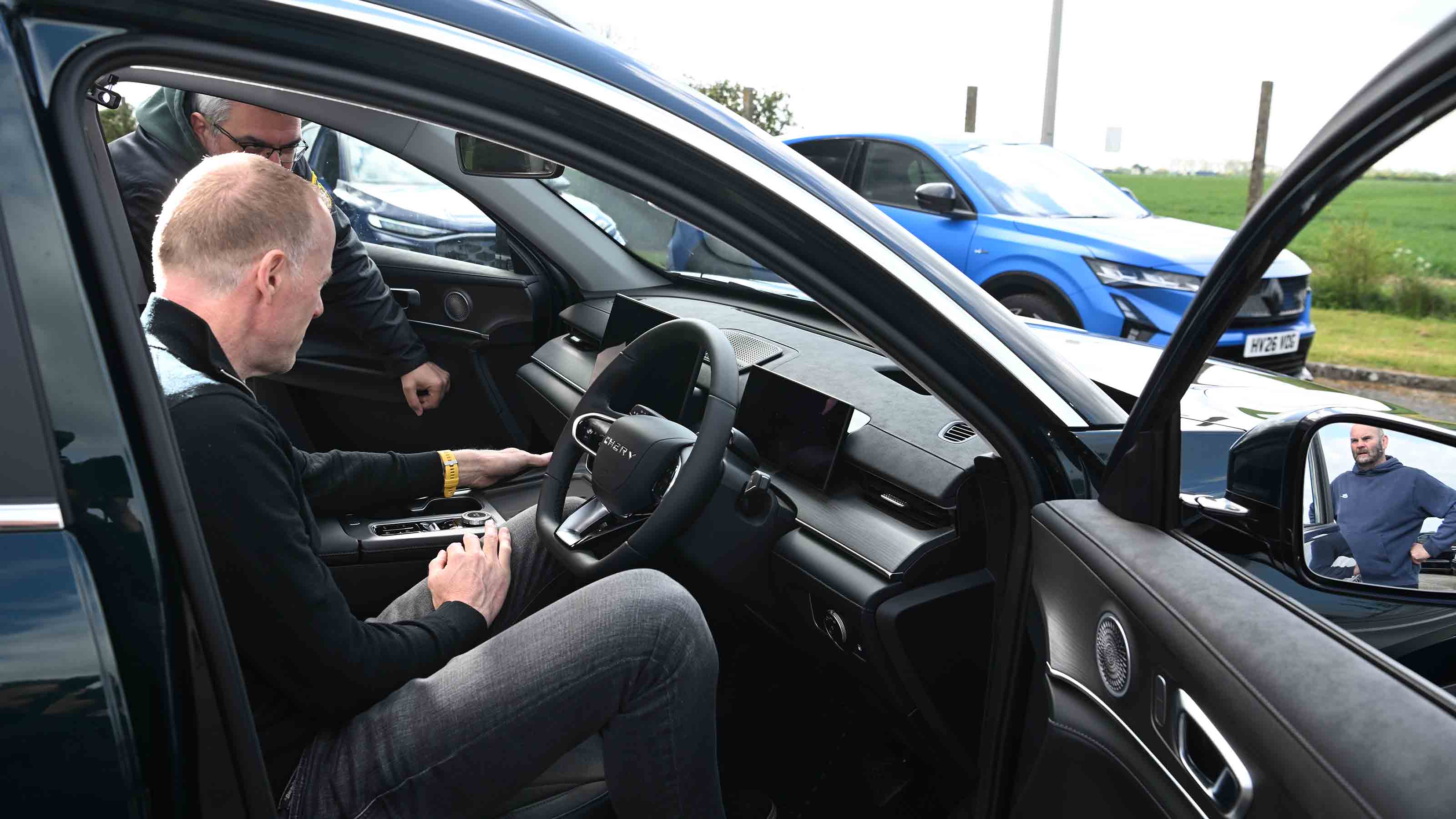 Chery Tiggo 8 - interior with Auto Express editor-at-large, Phil McNamara