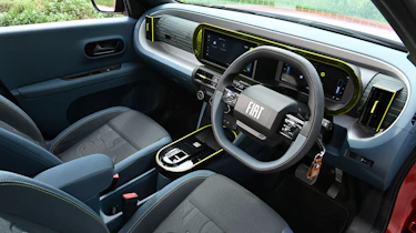 Fiat Grande Panda hybrid - front interior