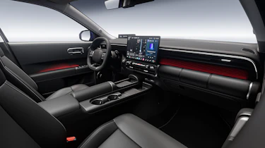 Hyundai Avante saloon - interior