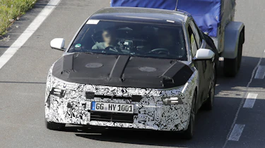 Hyundai Elantra testing - front end