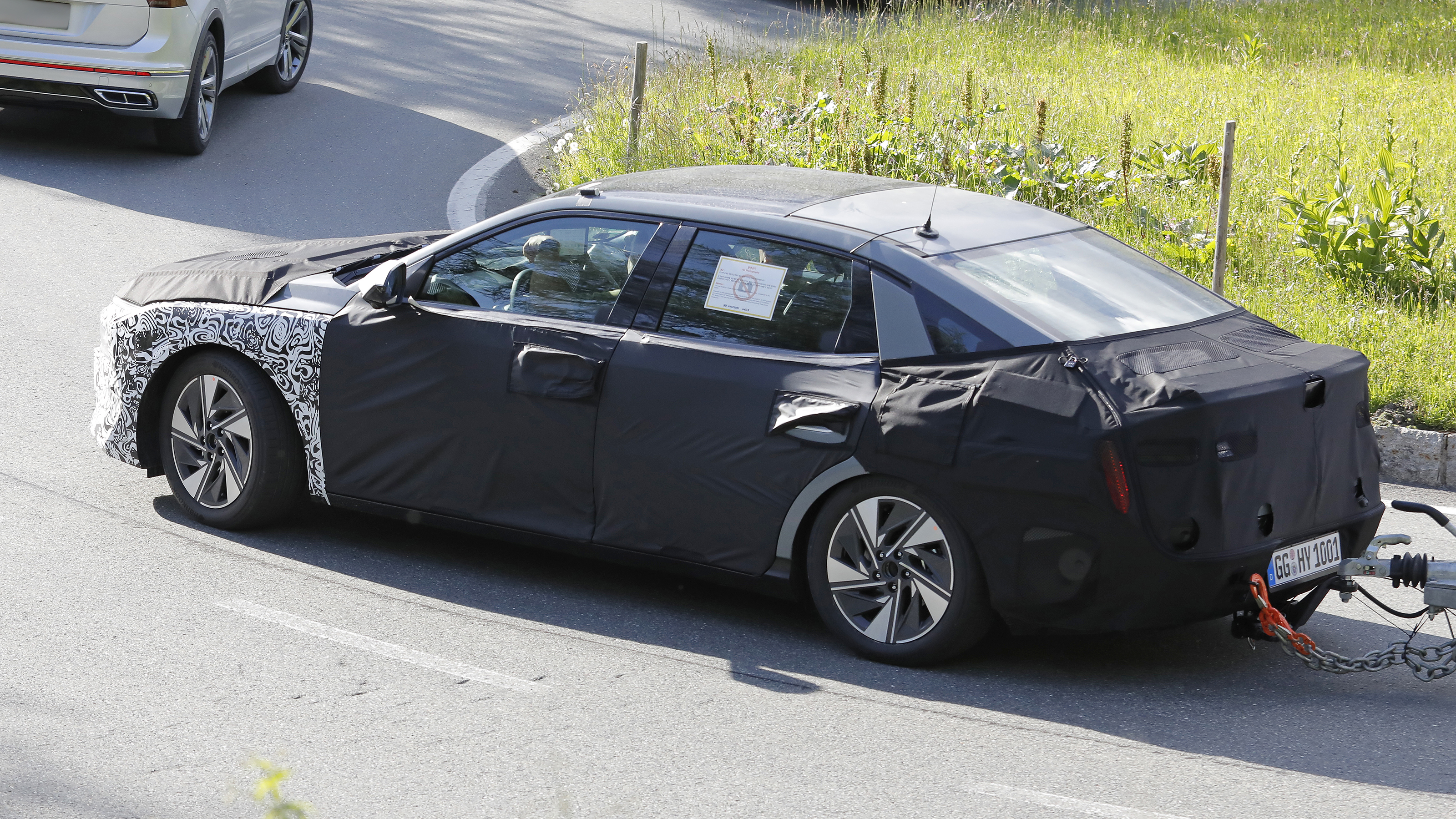 Hyundai Elantra testing - front angled