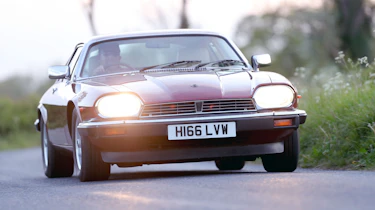 Jaguar XJS - front cornering