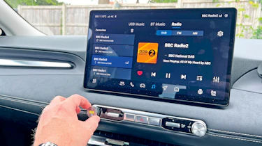 MG4 Urban - infotainment
