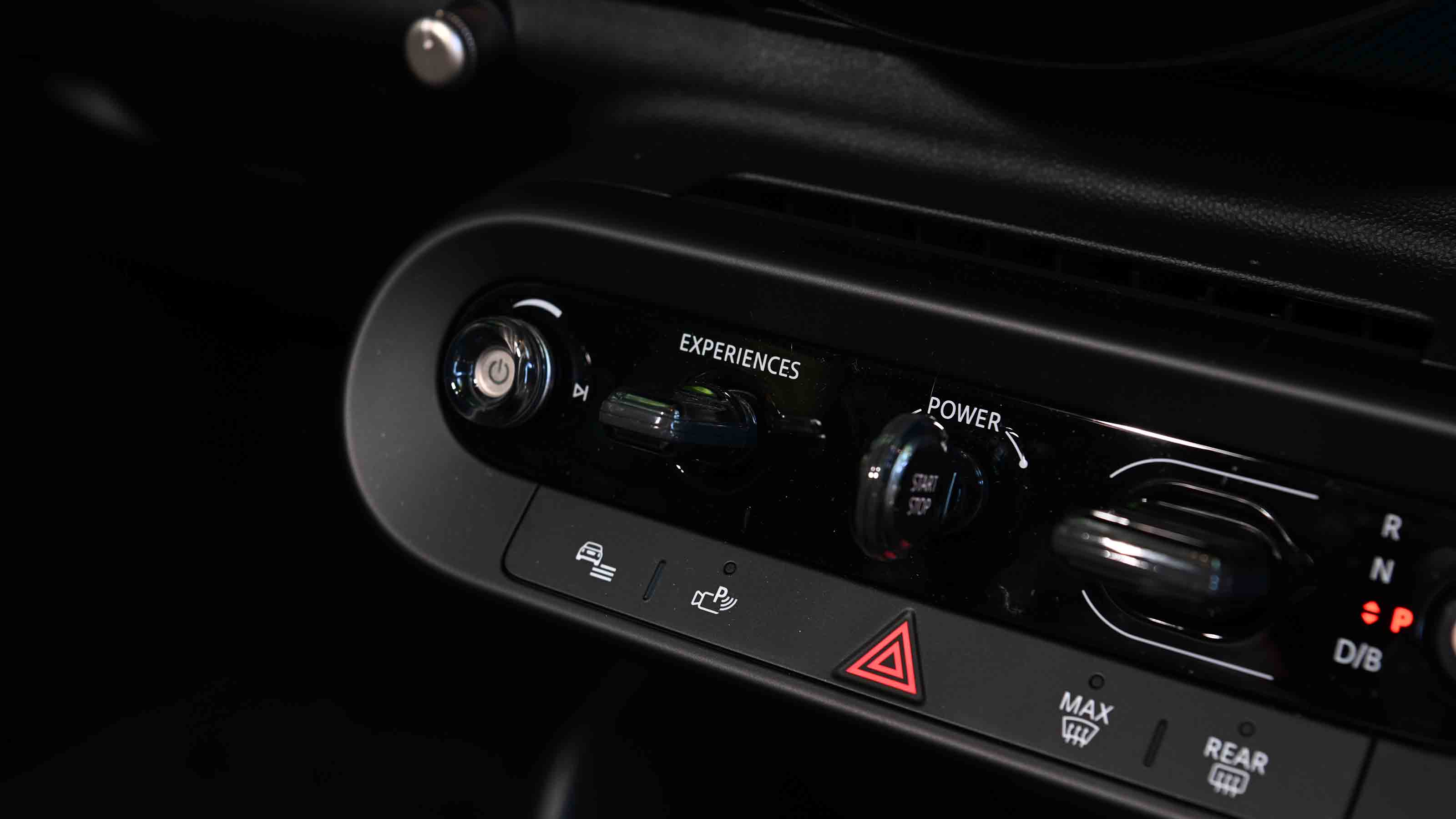 MINI Aceman LT - drive mode switch