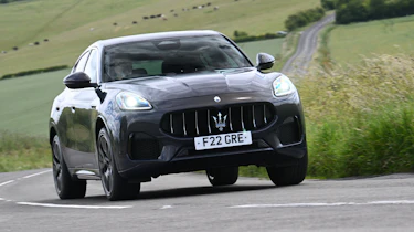 New Maserati Grecale 300 - front cornering