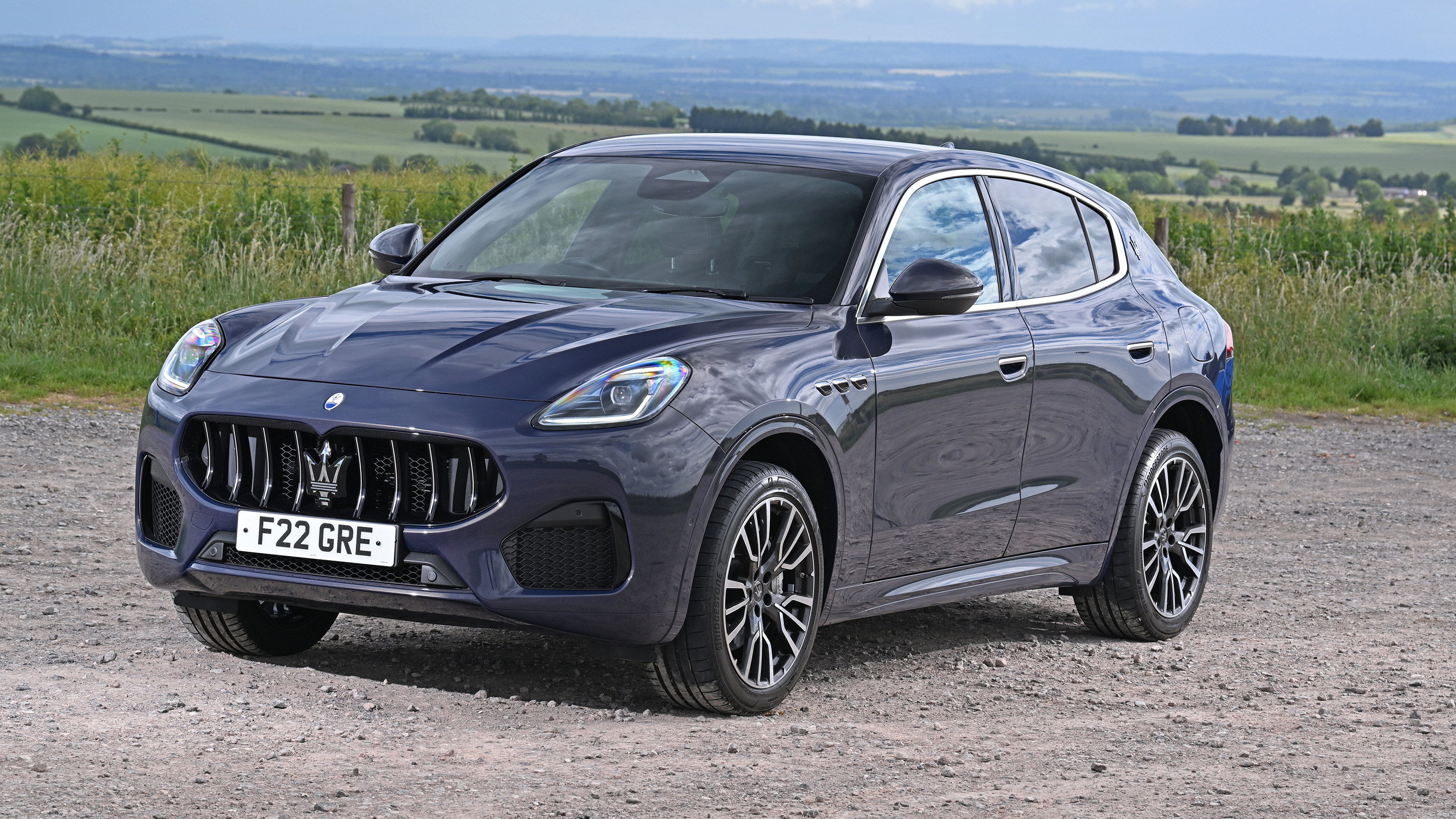 New Maserati Grecale 300 - front static 