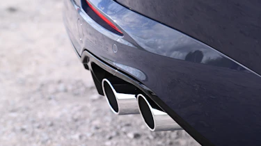New Maserati Grecale 300 - exhaust pipe