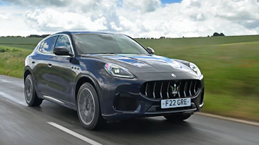 New Maserati Grecale 300 - front tracking