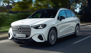 Mercedes GLC 250 Electric - front 3/4