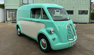 New Morris JE electric van - front
