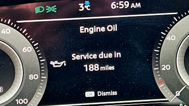 Nissan Qashqai e-Power Tekna+ - service light