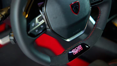 Peugeot E-208 GTi - steering wheel