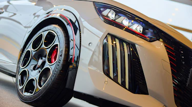 Peugeot E-208 GTi - front detail