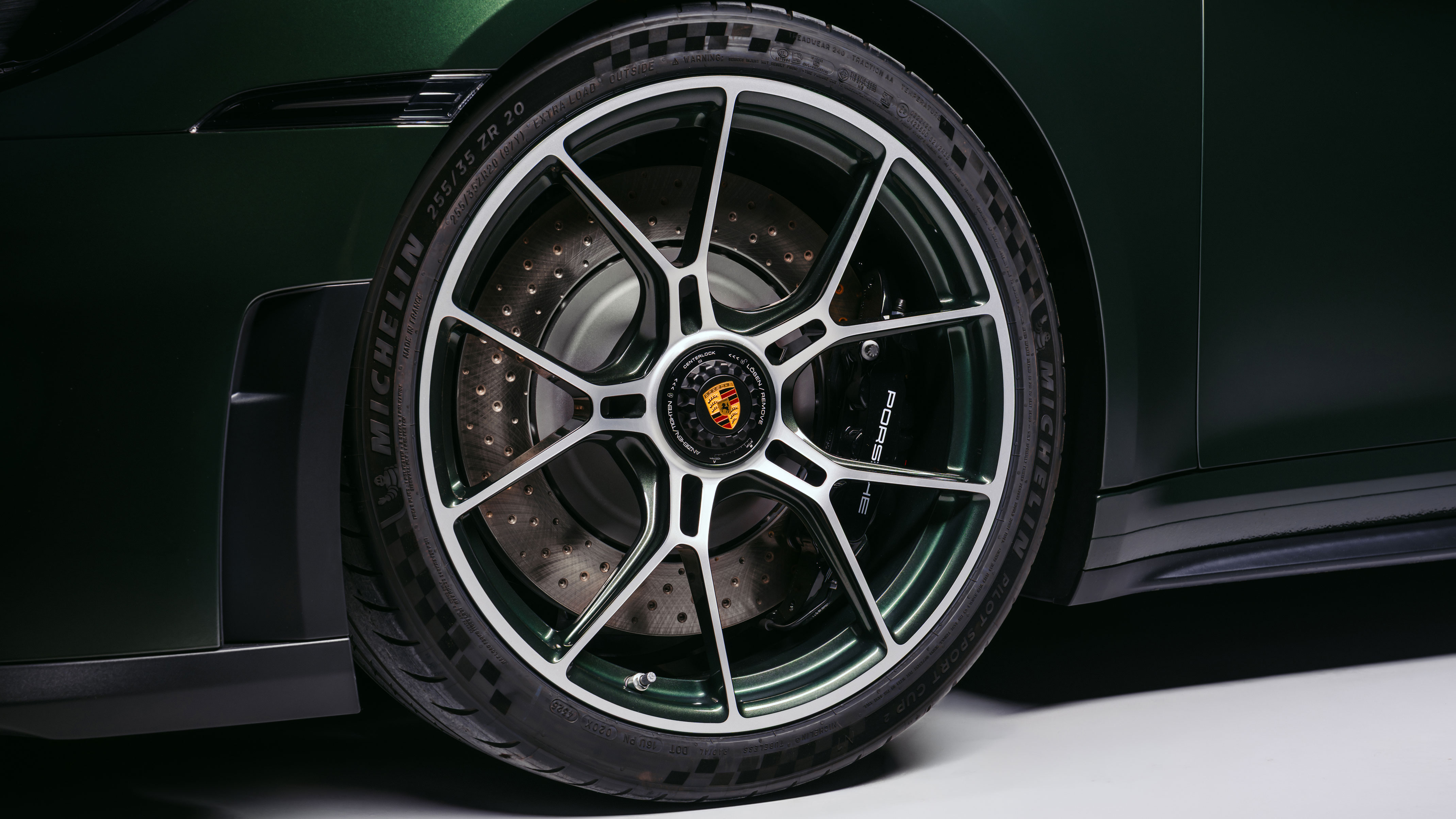 Porsche 911 GT3 Earls Court 51 Edition - wheel