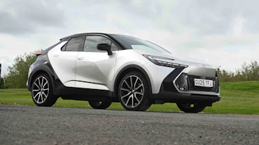 Toyota C-HR - front static